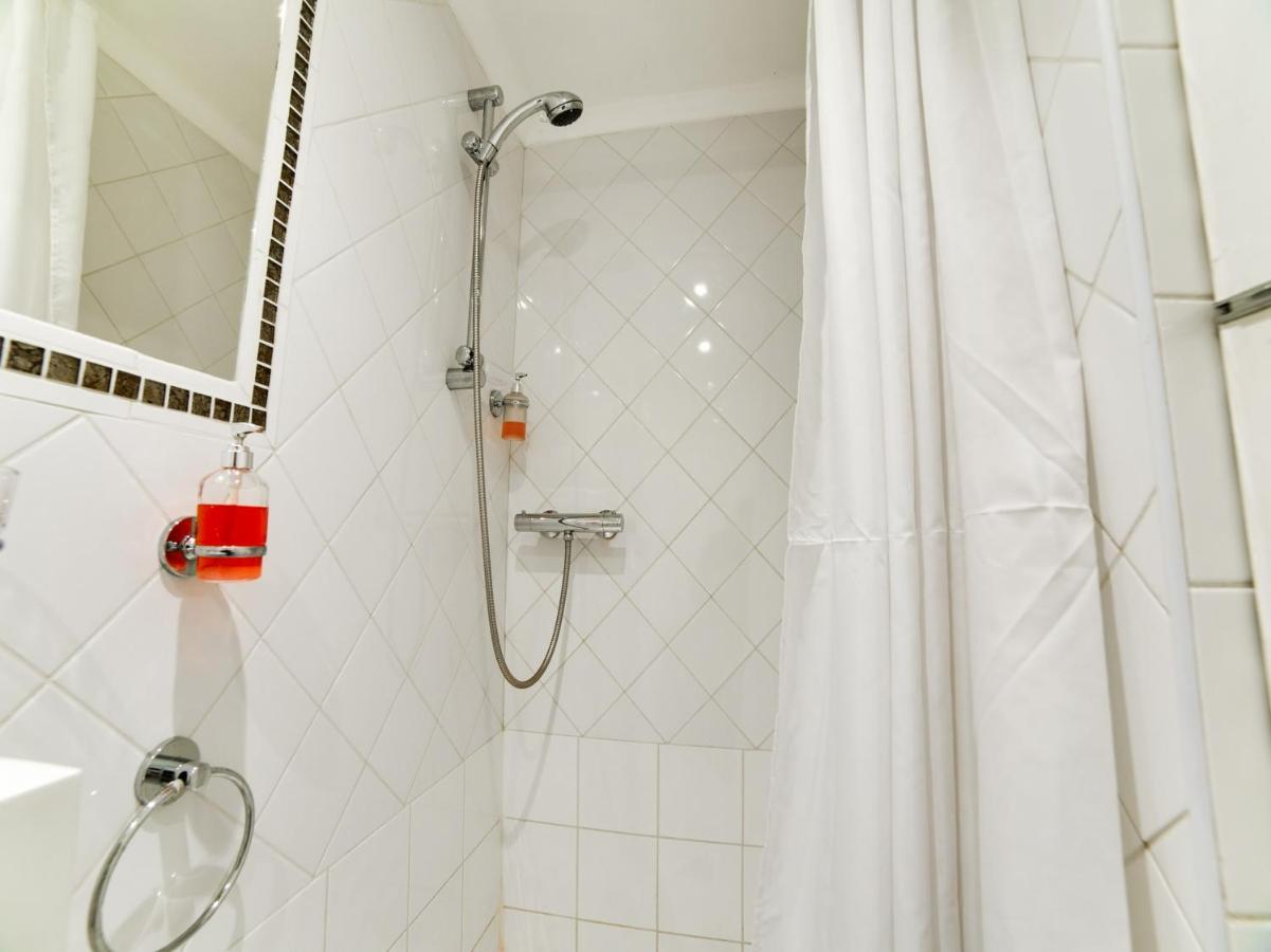 Oyo London Lodge Екстер'єр фото