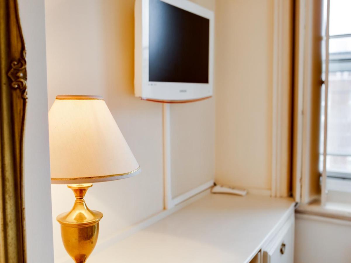 Oyo London Lodge Екстер'єр фото